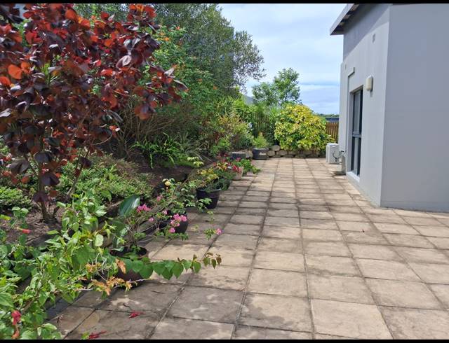 4 BEDROOM HOUSE FOR SALE IN PALM LAKES ESTATE